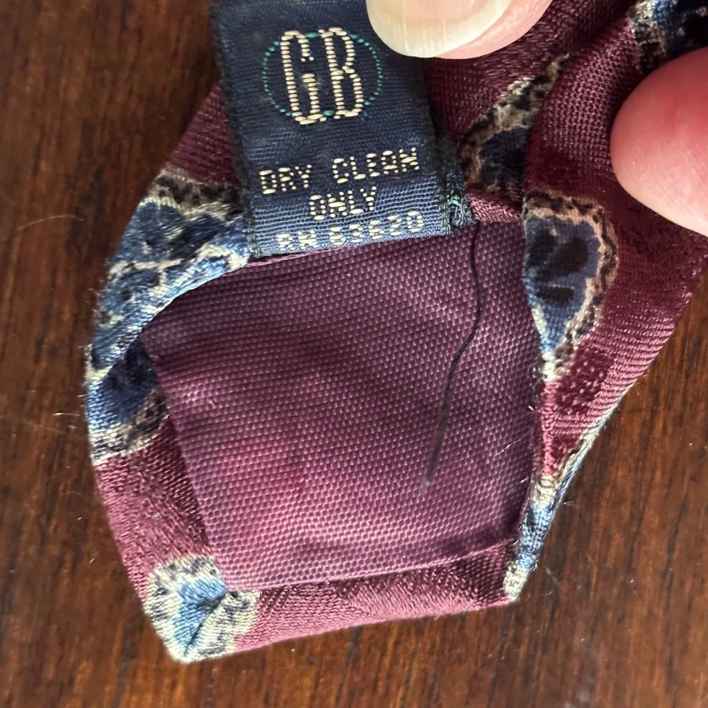Gitman Bros for MUSA Men's Silk Neck Tie Maroon Blue Diamond Pattern USA Vintage